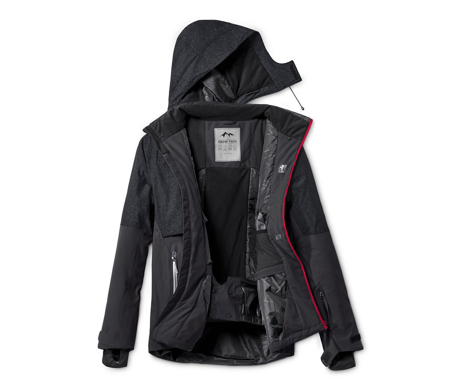 Nyitott, fekete, High-tech síkabát kapucnival.