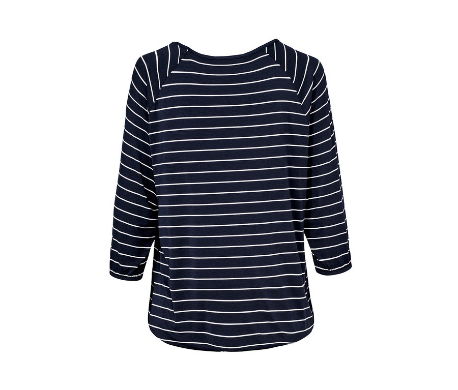 Csíkos, denevérujjú felső.