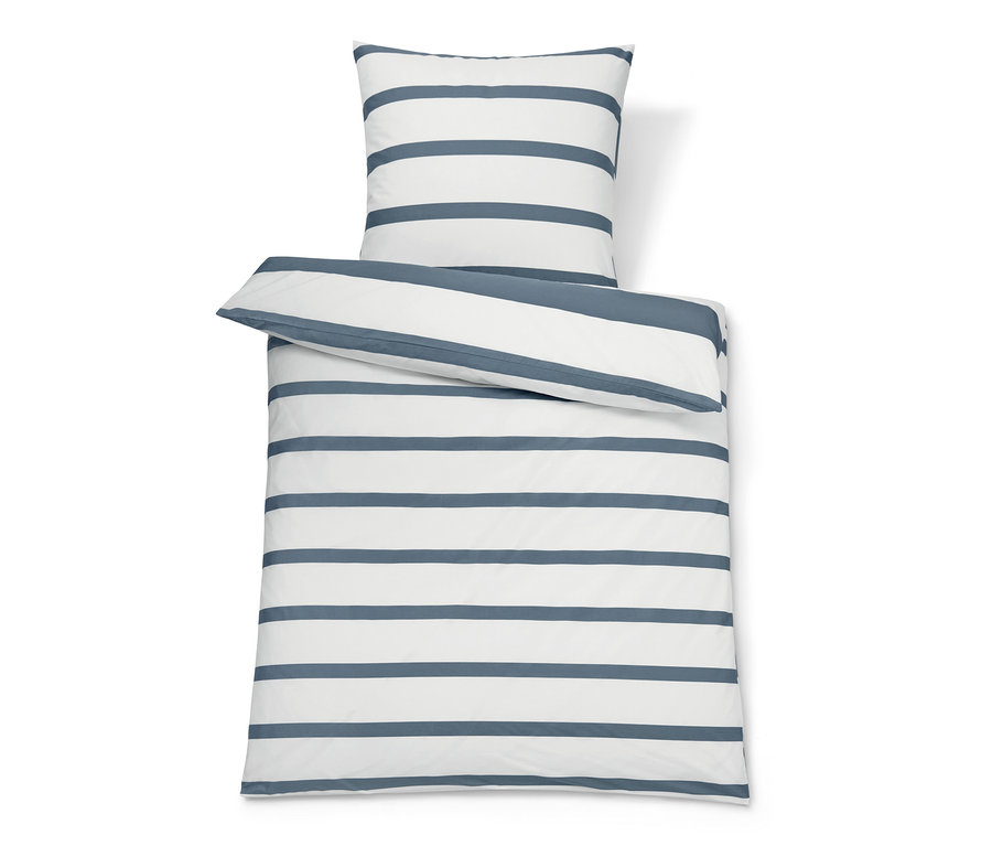 Csíkos perkál ágynemű normál méretben, párnahuzattal.