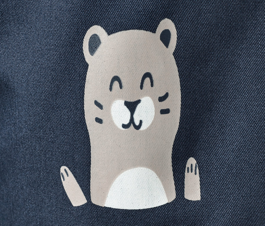 Részlet egy Gyerek belebújós nadrág – Fit »Ella«, vidra mintával.