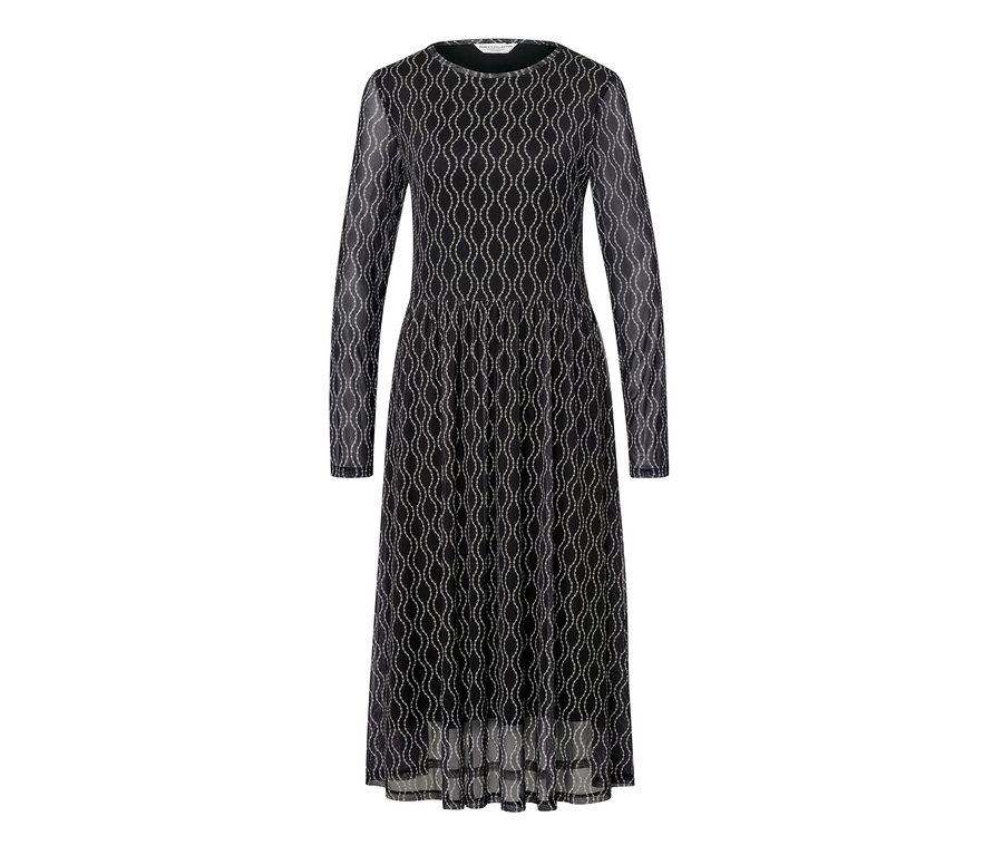 Egy fekete, mintás női mesh midiruha.
