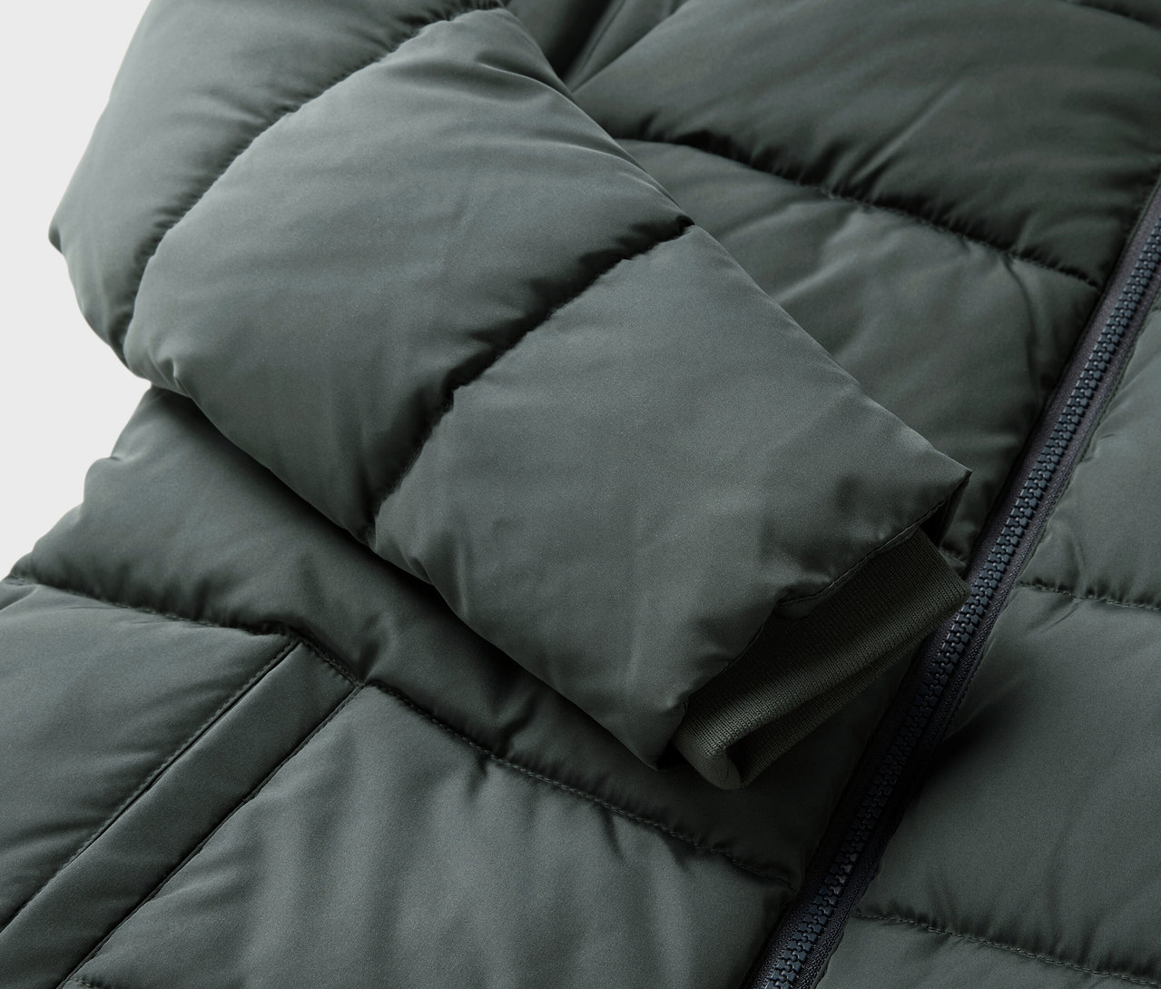 A gyermek termo kabát részlete.