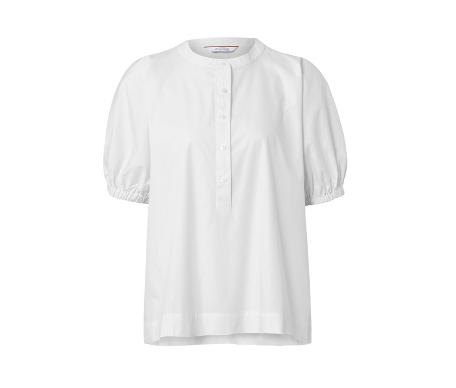 Fehér, rövid ujjú poplin blúz.