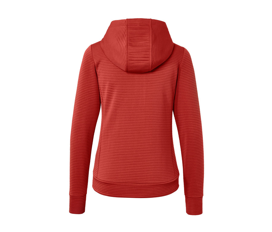 Egy piros, kapucnis női funkcionális felső részletének hátulnézete.