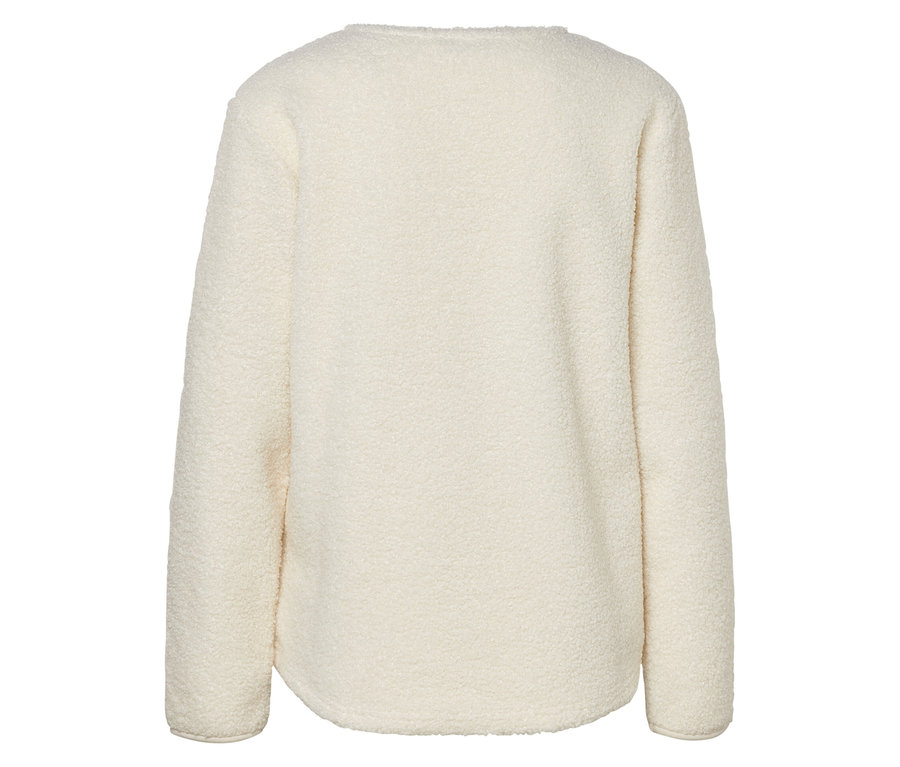 Egy krémszínű, hosszú ujjú fleece pulóver hátulnézeti részlete.