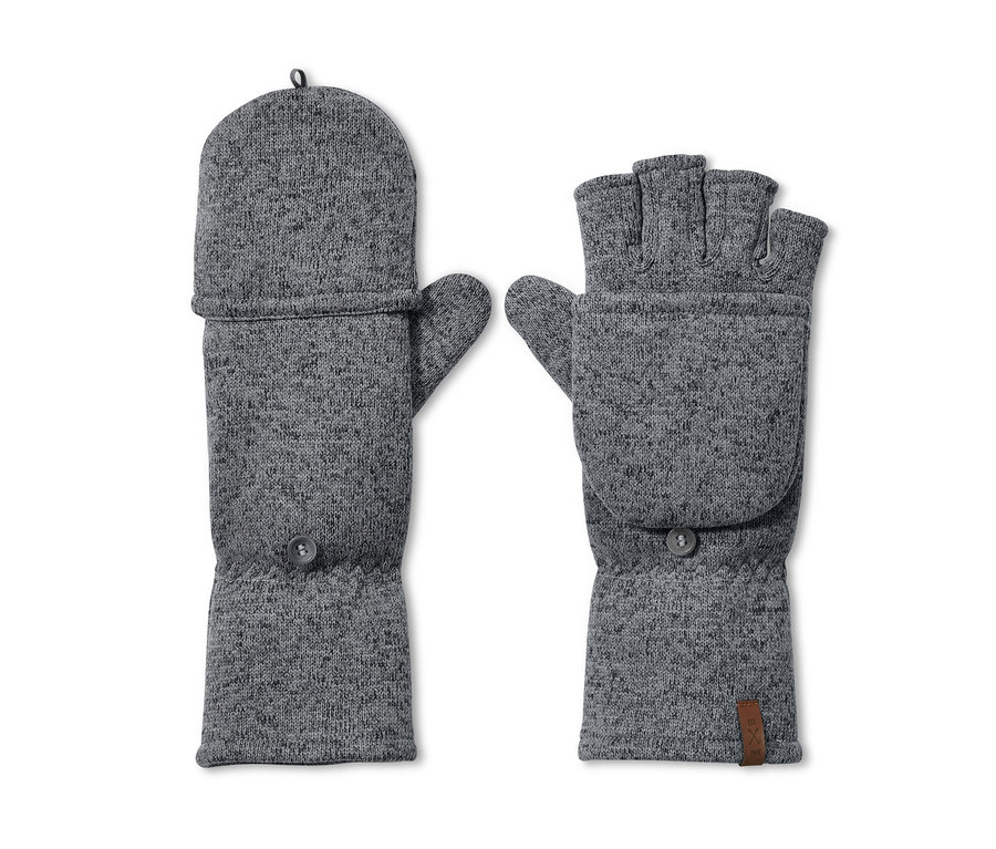 Két szürke női lehajtható kötött kesztyű egymás mellett fekszik fehér alapon.