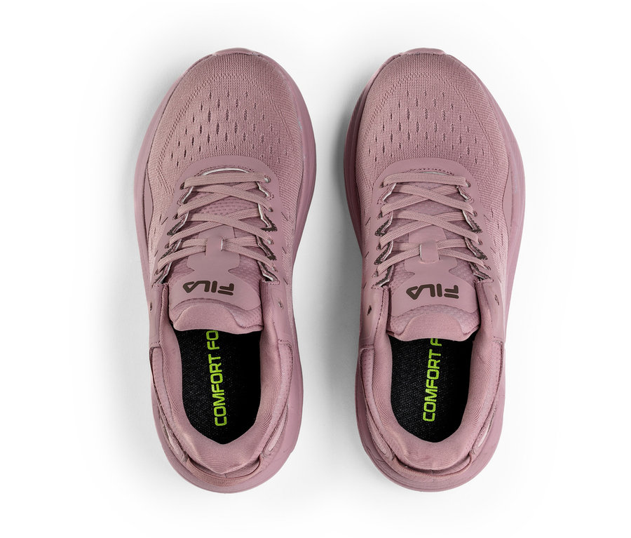 Felülnézet egy pár FILA Retron női sneaker cipőről, mályva árnyalatban.