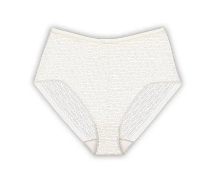 Egy fehér Triumph Signature Sheer Maxi EX alsó, világos krémszínű, fehér háttér előtt.