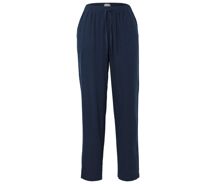 Egy sötétkék színű, húzózsinóros nadrág látható fehér háttér előtt.