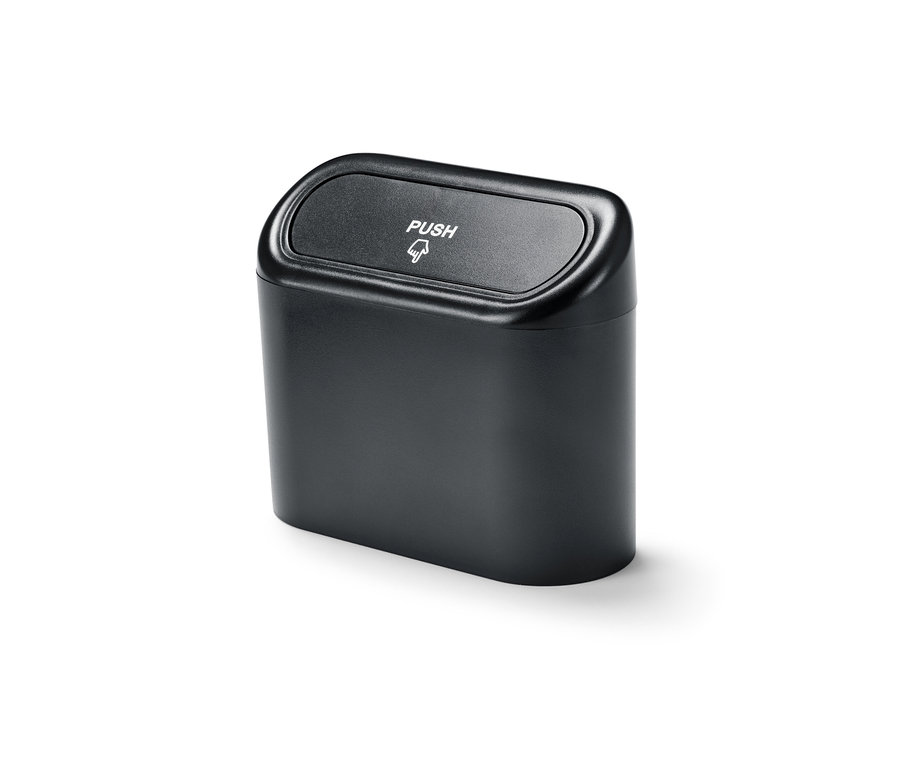 Fekete autós szemetes.