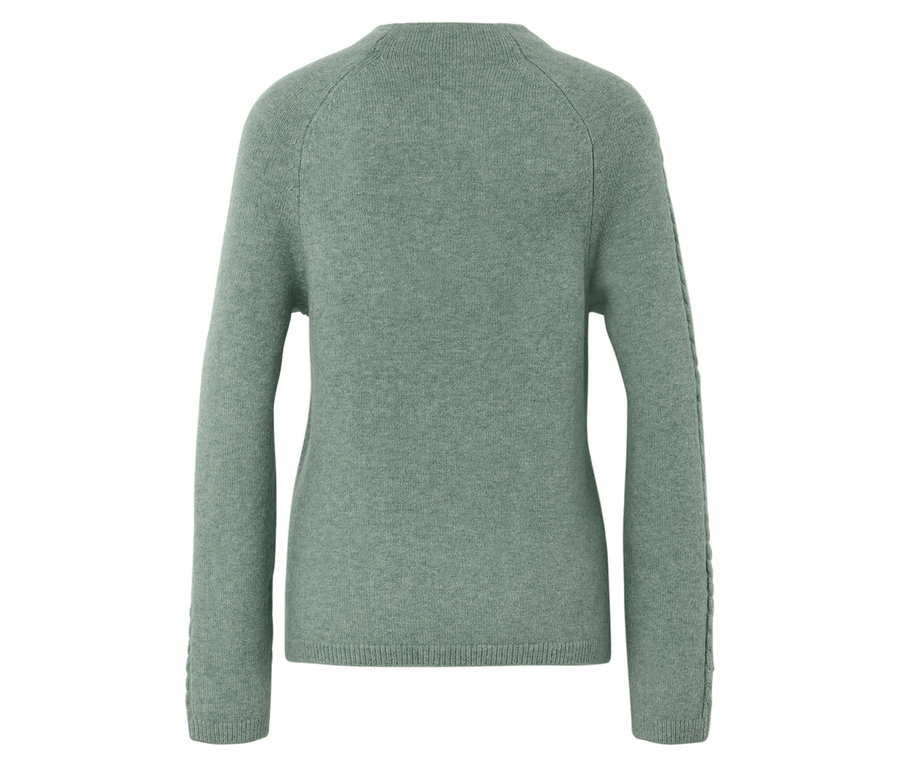 Hátulnézet egy világoszöld, hosszú ujjú pulóverről.