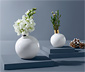 2 váza szettben, gömb, aszimmetrikus, fehér 