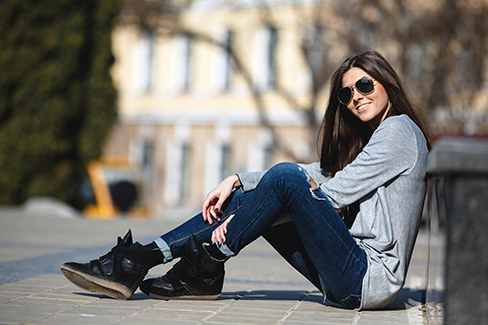 A treggings igazából leggings is, amely úgy néz ki mint egy hétköznapi nadrág.