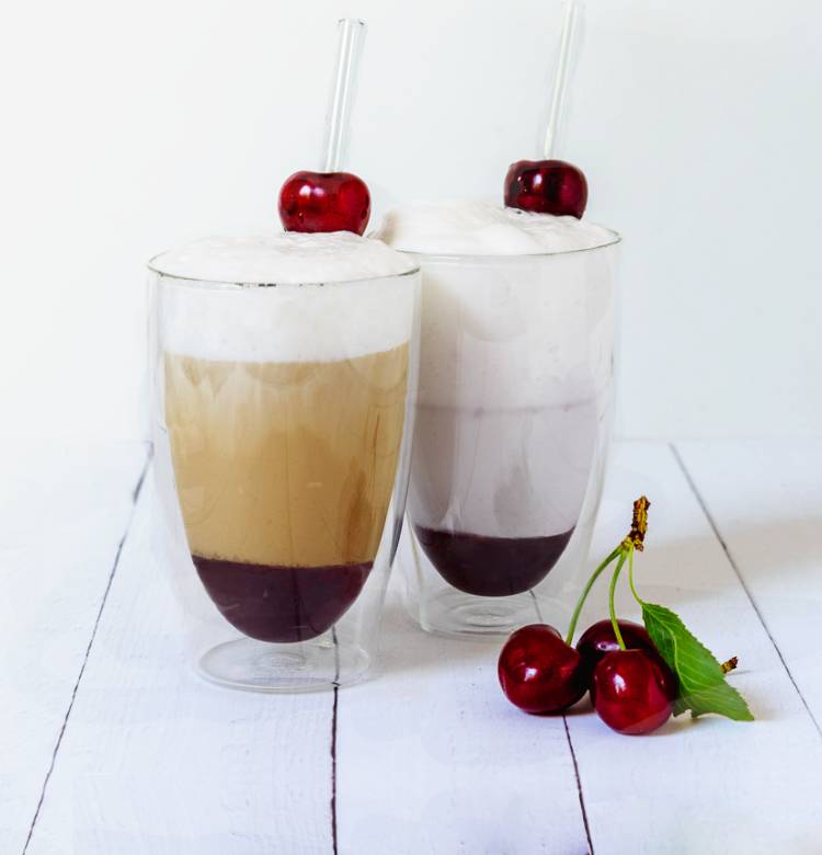 Cseresznyés jeges latte