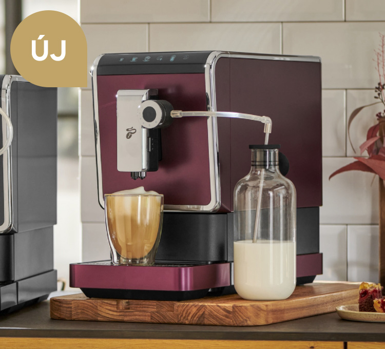 Stimmungsvolles Bild Esperto Pro Dark Red mit Milchkanne